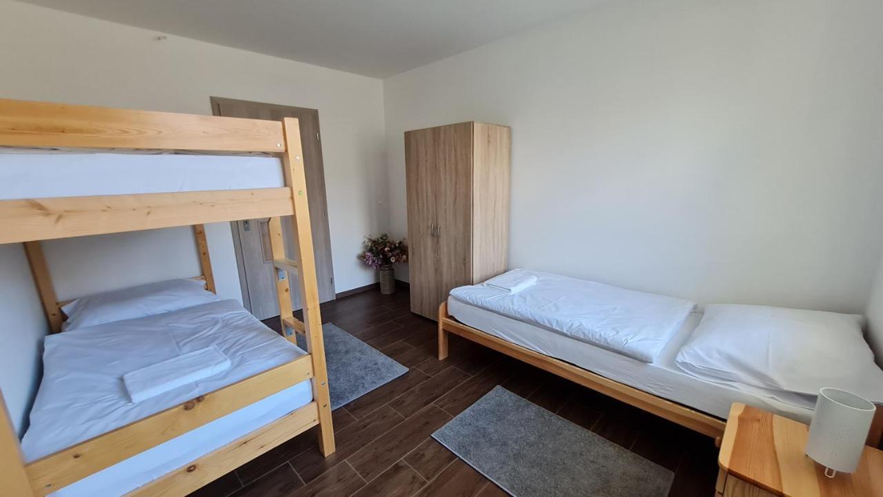 Apartament Kajula Bešeňová Zewnętrze zdjęcie